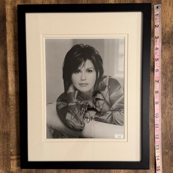Marie Osmond Singer Autographed Framed Photo 14x17 COA Sports Memorabilia - Picture 7 of 9